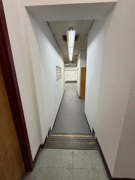 More Photos Of 369 Bradhurst Ave, Hawthorne Manufacturing For Lease