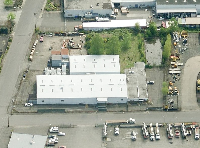 More Photos Of 8000 NE 14th Pl, Portland Warehouse For Sale