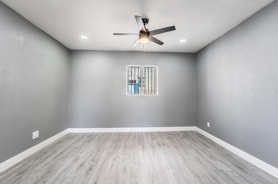 More Photos Of 1800 Lewis Ave, Las Vegas Storefront For Sale