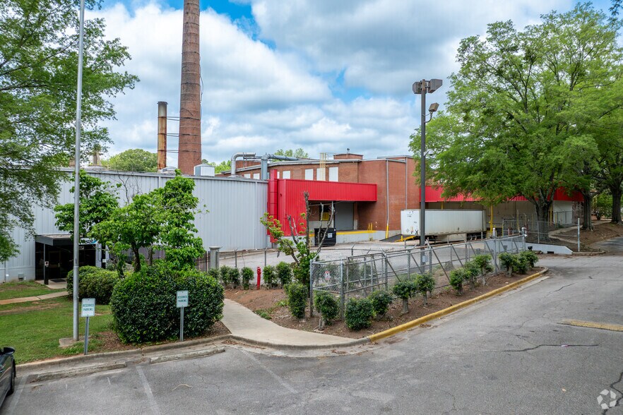 More Photos Of 1000 Elm St, Lagrange Industrial For Sale
