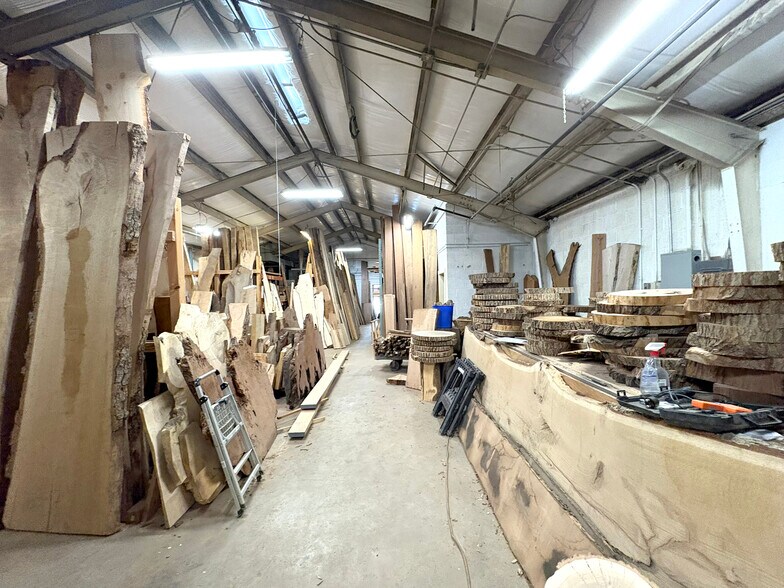 More Photos Of 4893-4895 Washington St, Denver Warehouse For Sale