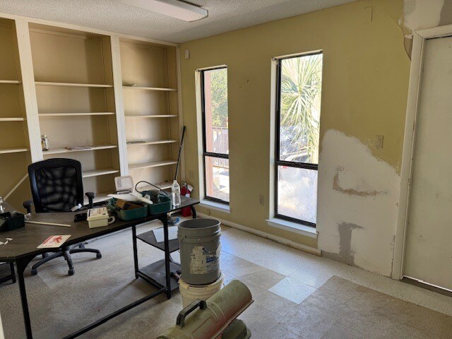 More Photos Of 1013 Marwalt Dr, Fort Walton Beach Medical For Sale