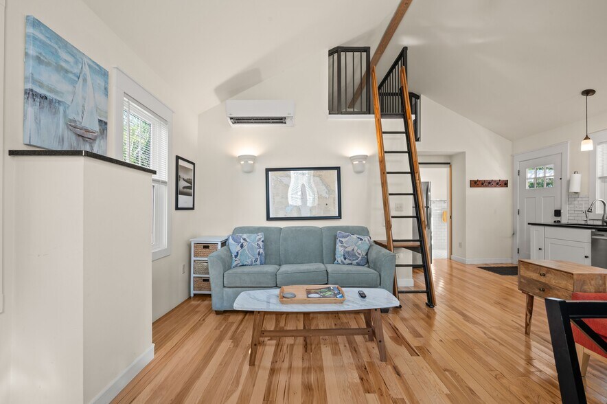 More Photos Of 5358 Paw Paw Lake Rd, Coloma Apartments For Sale