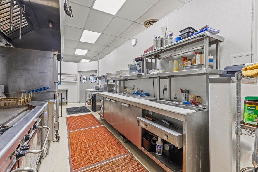 More Photos Of 348 Market St, Colusa Restaurant For Sale