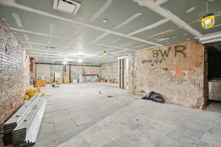 More Photos Of 241-243 Chestnut St, Philadelphia Apartments For Sale