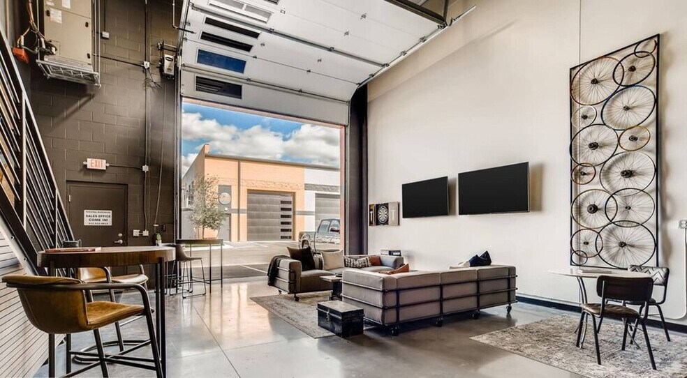 More Photos Of 1435 FM 1463 Rd, Katy Showroom For Sale