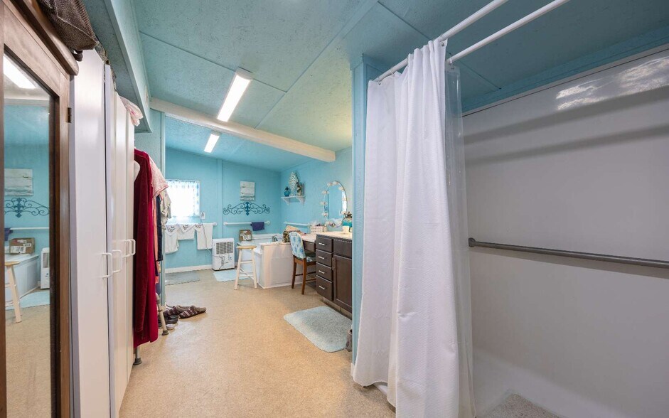 More Photos Of 11973 SE County Road 132, Jasper Office Residential For Sale