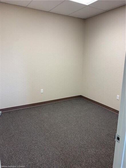 More Photos Of 1659 US Highway 27 N, Avon Park Medical For Sale