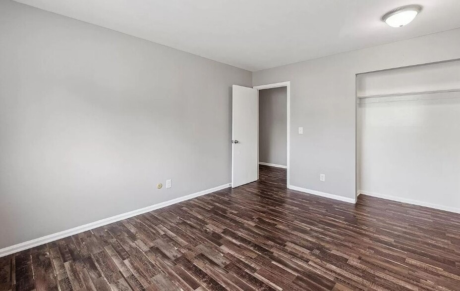 More Photos Of 4221 N Grand River Ave, Lansing Apartments For Sale