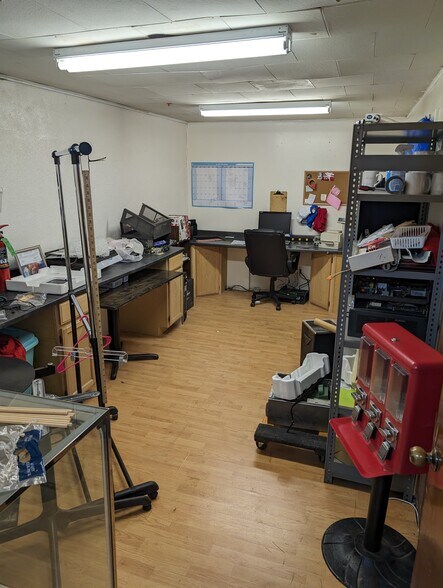More Photos Of 124 W Boston St, Brookfield Bowling Alley For Sale