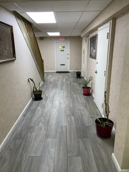 More Photos Of 1527 Franklin Ave, Mineola Office For Lease