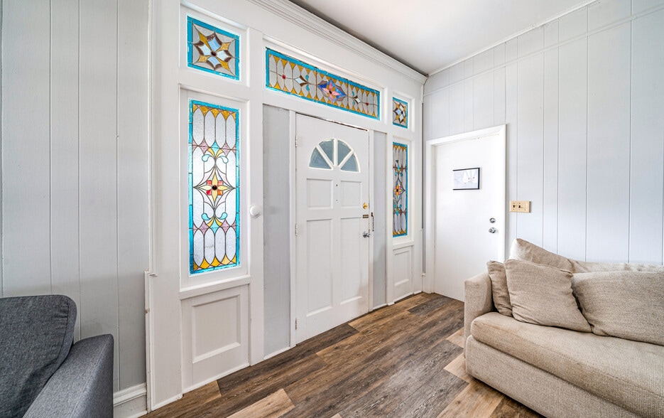 More Photos Of 617 E 8th St, Ocean City Hotel For Sale