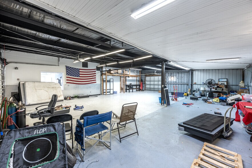 More Photos Of 1860 N Washington Blvd, Sarasota Auto Dealership For Sale