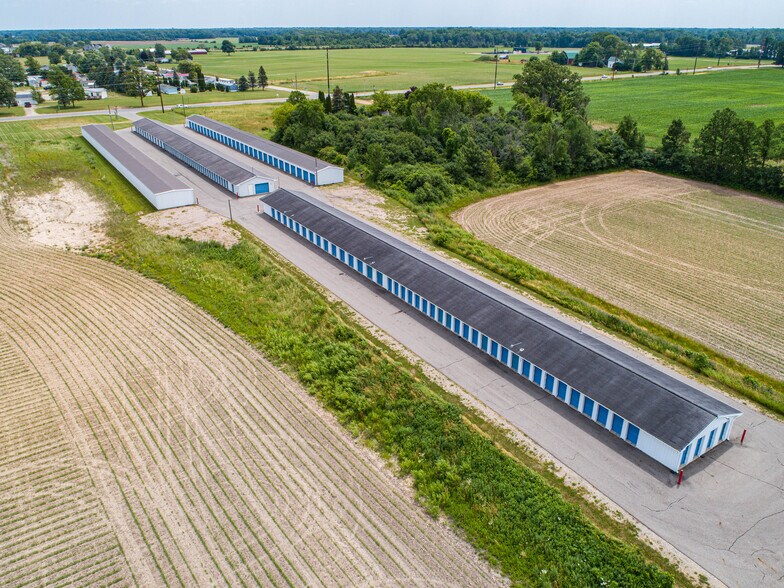 More Photos Of 1067 N Mission Rd, Mount Pleasant Self Storage For Sale