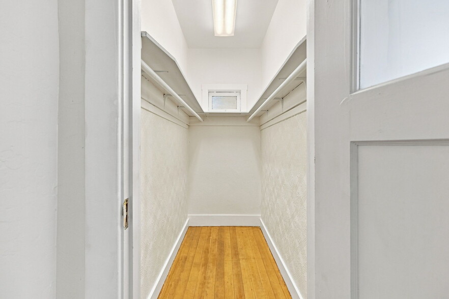 More Photos Of 1135 5th Ave, Crockett Apartments For Sale
