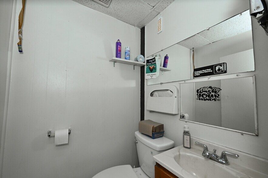 More Photos Of 3908 Denison Ave, Cleveland General Retail For Sale