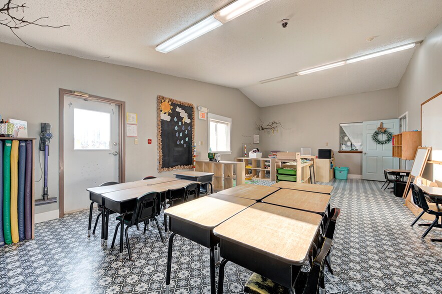 More Photos Of 11801 Southwood Dr, Oklahoma City Daycare Center For Sale