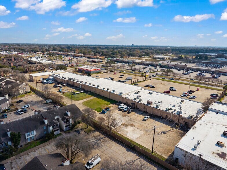 More Photos Of 12600 Bissonnet St, Houston Unknown For Lease