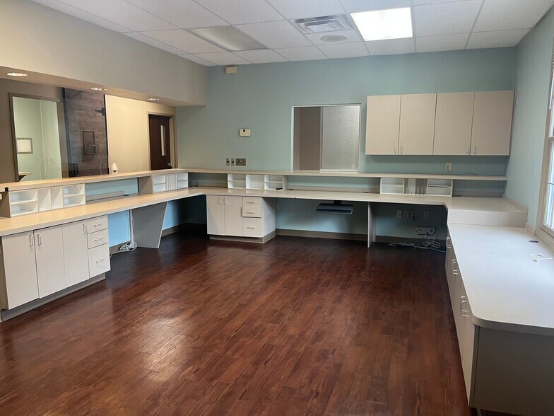 More Photos Of 5041 Dallas Hwy, Powder Springs Medical For Lease