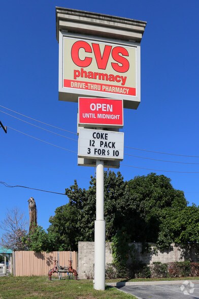 More Photos Of 3187 S Congress Ave, Lake Worth Drugstore For Sale