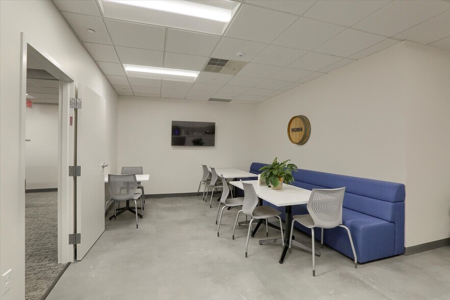 More Photos Of 214 Senate Ave, Camp Hill Office For Lease