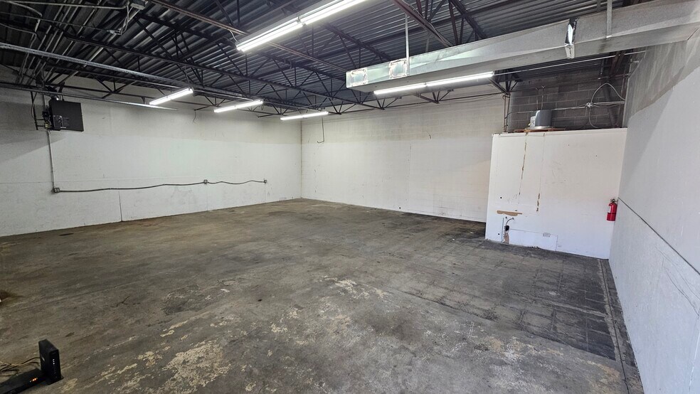 More Photos Of 7000 E 58th Ave, Commerce City Warehouse For Lease