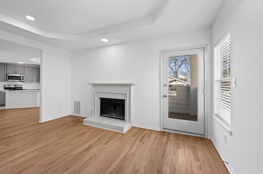 More Photos Of 567 Winton Ter NE, Atlanta Apartments For Sale