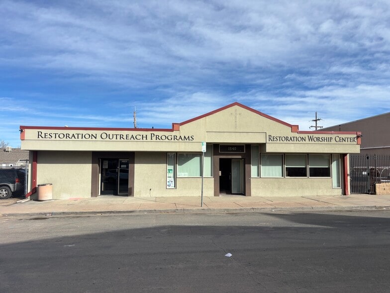 More Photos Of 1540 Boston St, Aurora Office For Sale