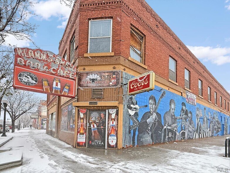 Primary Photo Of 424 W Northern Ave, Pueblo Restaurant For Sale
