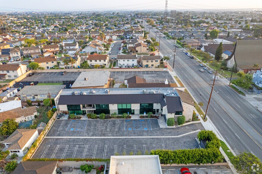 More Photos Of 18093 Prairie Ave, Torrance Office For Sale