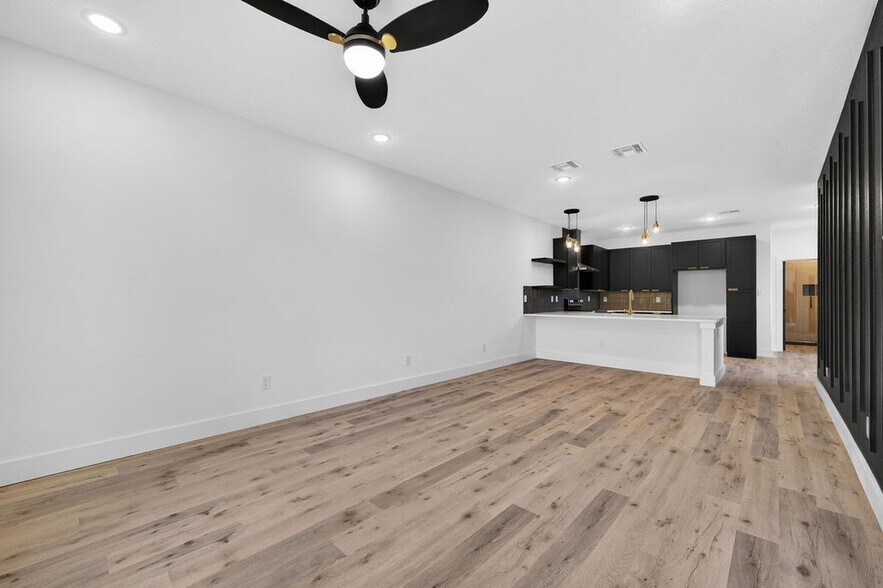 More Photos Of 125 Dashiell St, San Antonio Multifamily For Sale