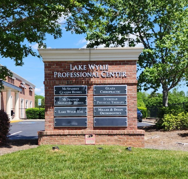 More Photos Of 439 Channel Rd, Clover Office For Lease