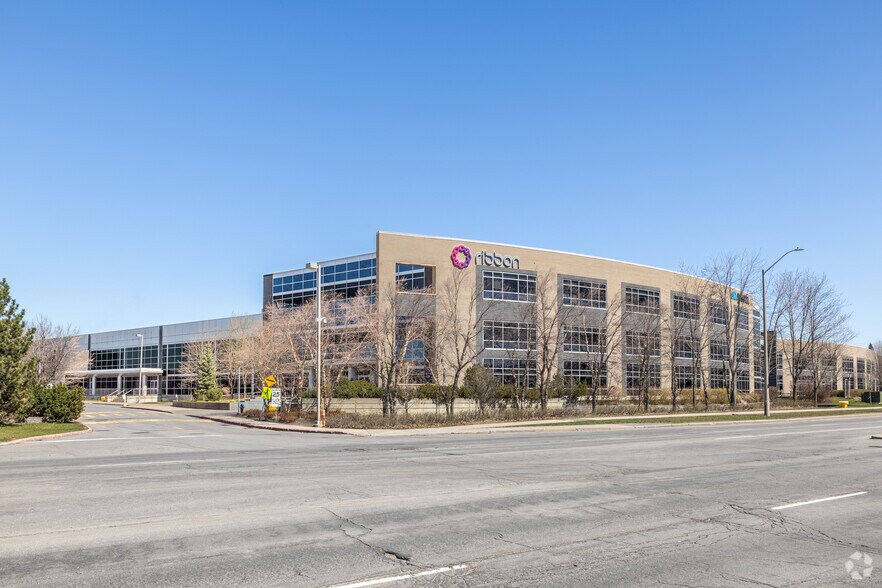 More Photos Of 500 Palladium Dr, Ottawa Warehouse For Lease