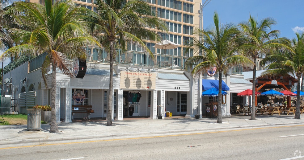 More Photos Of 429 S Atlantic Blvd, Fort Lauderdale Storefront For Lease
