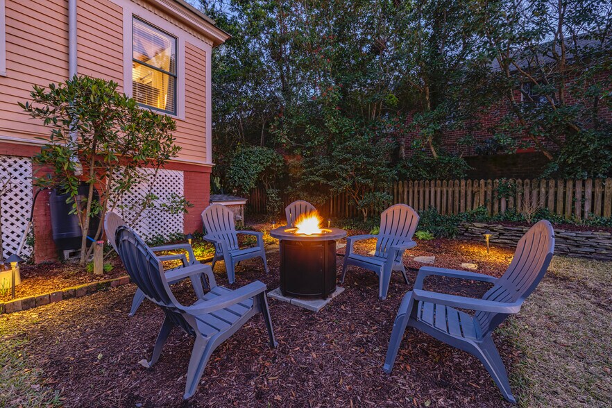 More Photos Of 412 S 3rd St, Wilmington Hospitality For Sale