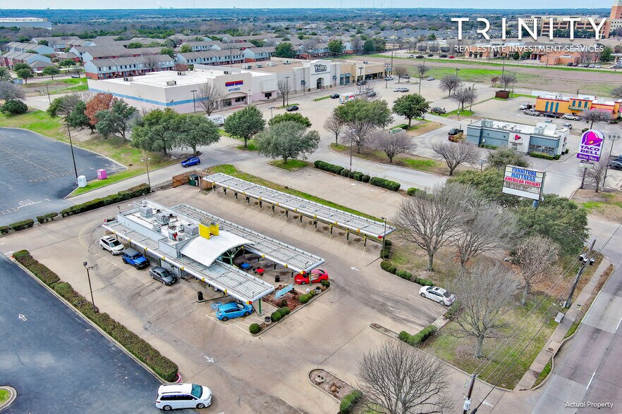 More Photos Of 2964 W Wheatland Rd, Dallas Storefront For Sale