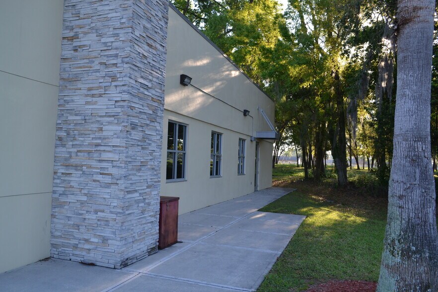 More Photos Of 6606 Stadium Dr, Zephyrhills Medical For Sale