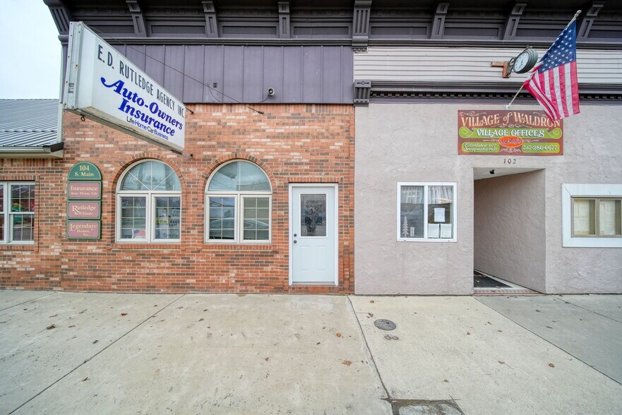 More Photos Of 104 Main St, Waldron Office Residential For Sale