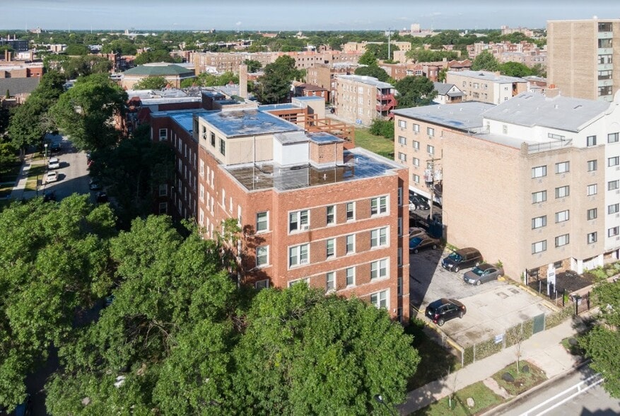 More Photos Of 7270 S South Shore Dr, Chicago Apartments For Sale