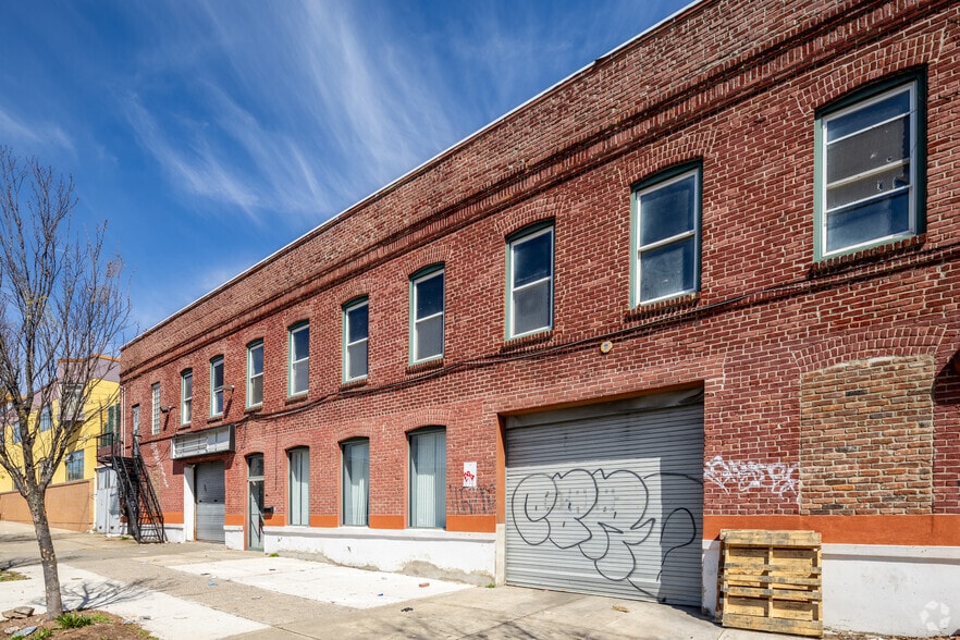 More Photos Of 17 New York Ave, Newark Warehouse For Lease