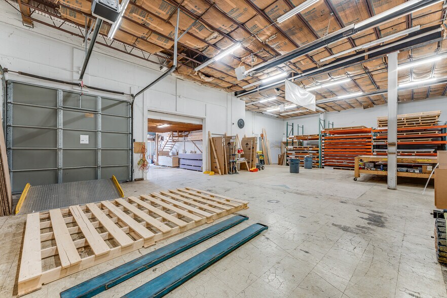 More Photos Of 193 Greenbag Rd, Morgantown Freestanding For Sale