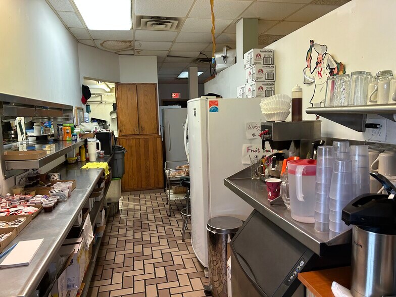 More Photos Of 495 N Goodman St, Rochester Storefront Retail Residential For Sale