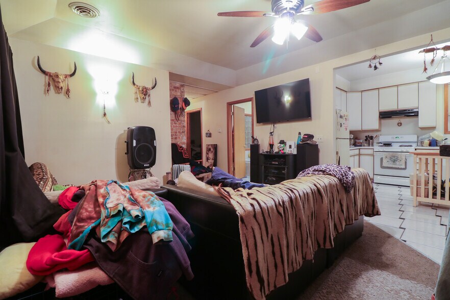 More Photos Of 40523 N Il Route 83, Antioch Apartments For Sale