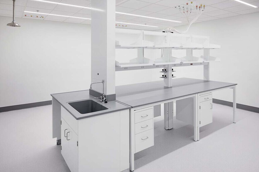 More Photos Of 200 Exchange St, Malden Office For Lease