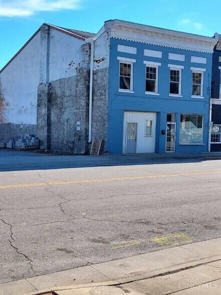 More Photos Of 116 Main St, Ripley General Retail For Sale
