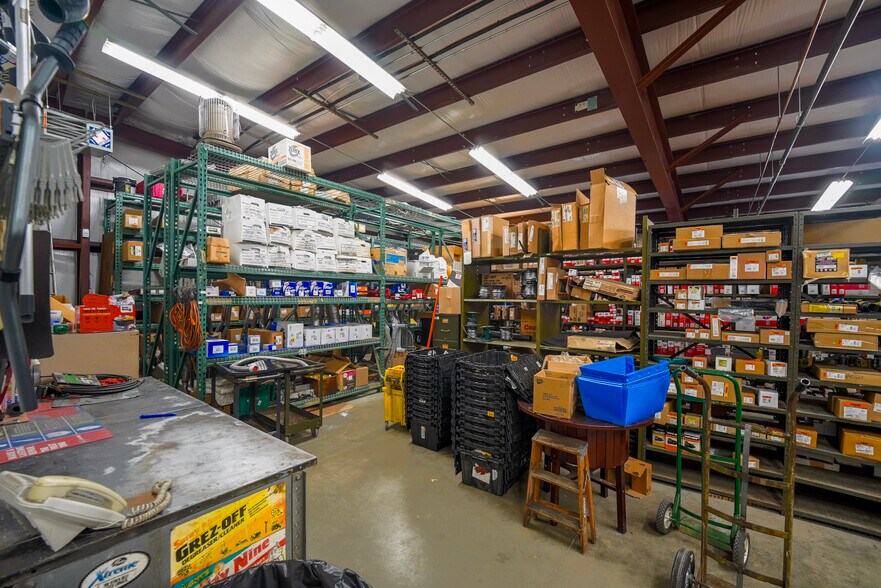 More Photos Of 193 Dix Ave, Glens Falls Freestanding For Sale