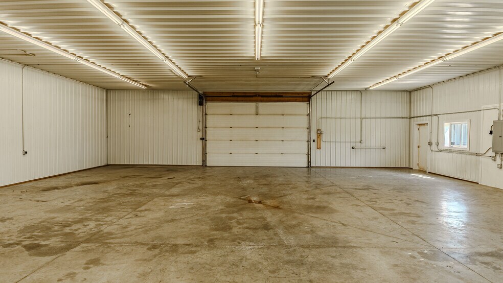 More Photos Of 608 Kenton, Reynolds Industrial For Sale