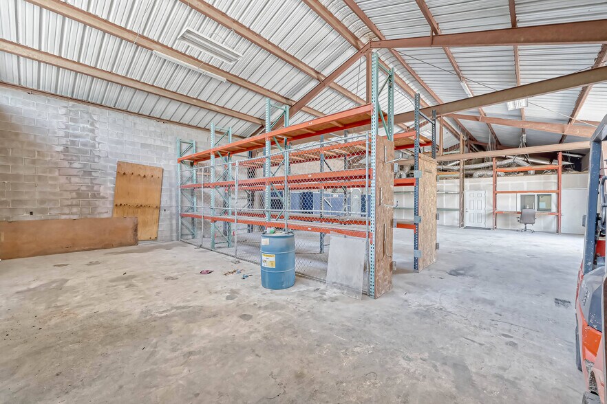 More Photos Of 401 Northville St, Houston Industrial For Sale