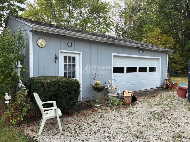 More Photos Of 3596 State Rd, Cuyahoga Falls Flex For Sale