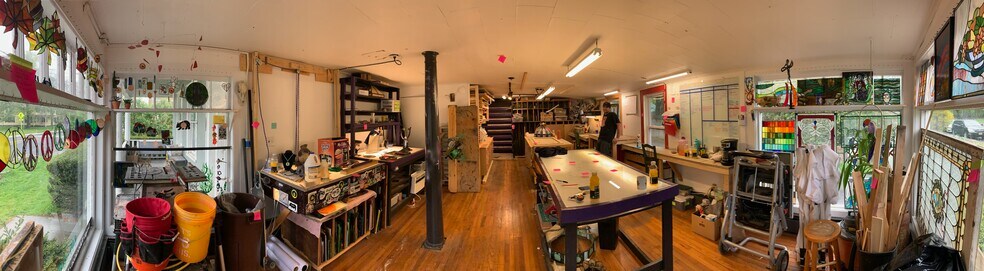 More Photos Of 107 Tinker St, Woodstock Storefront Retail Office For Lease